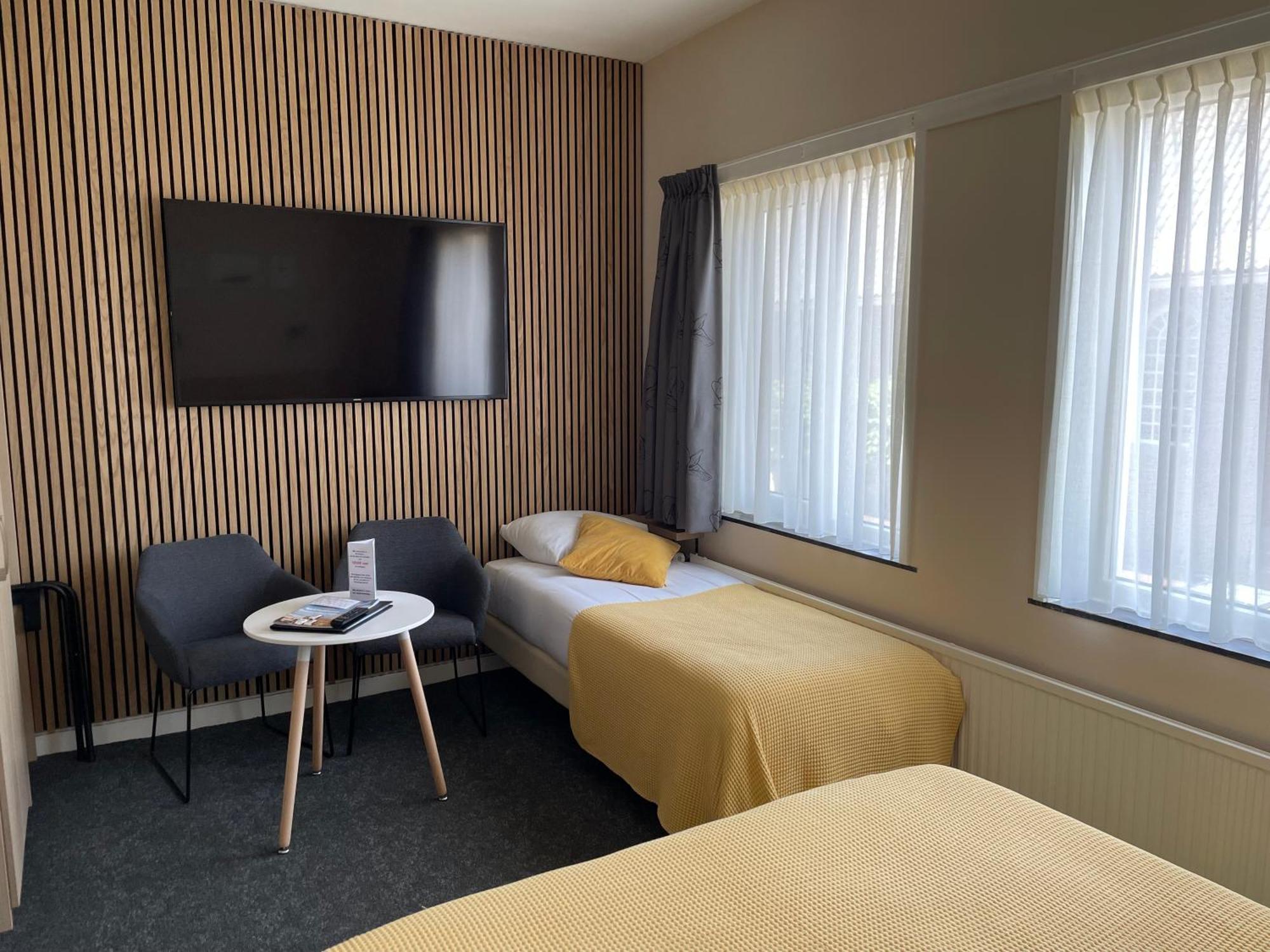 Hotel Oepkes Вест-Терсхеллинг Номер фото