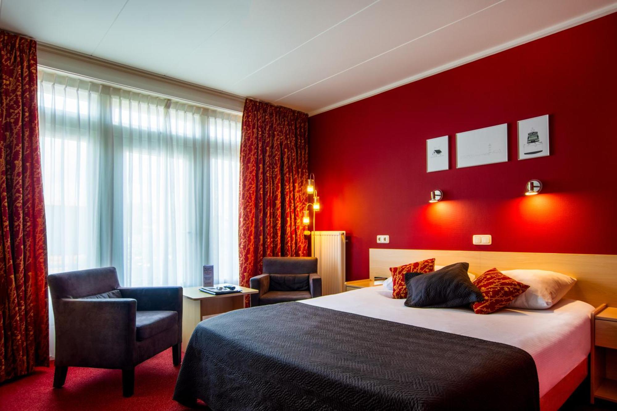 Hotel Oepkes Вест-Терсхеллинг Экстерьер фото